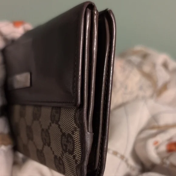 Gucci Signature Brown and Cream Clutch Vintage Italy Wallet - Picture 14 of 16